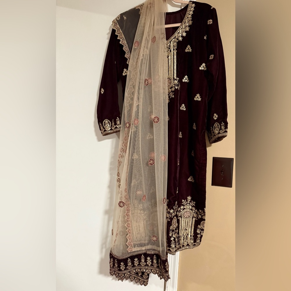 Bonanza velvet dress